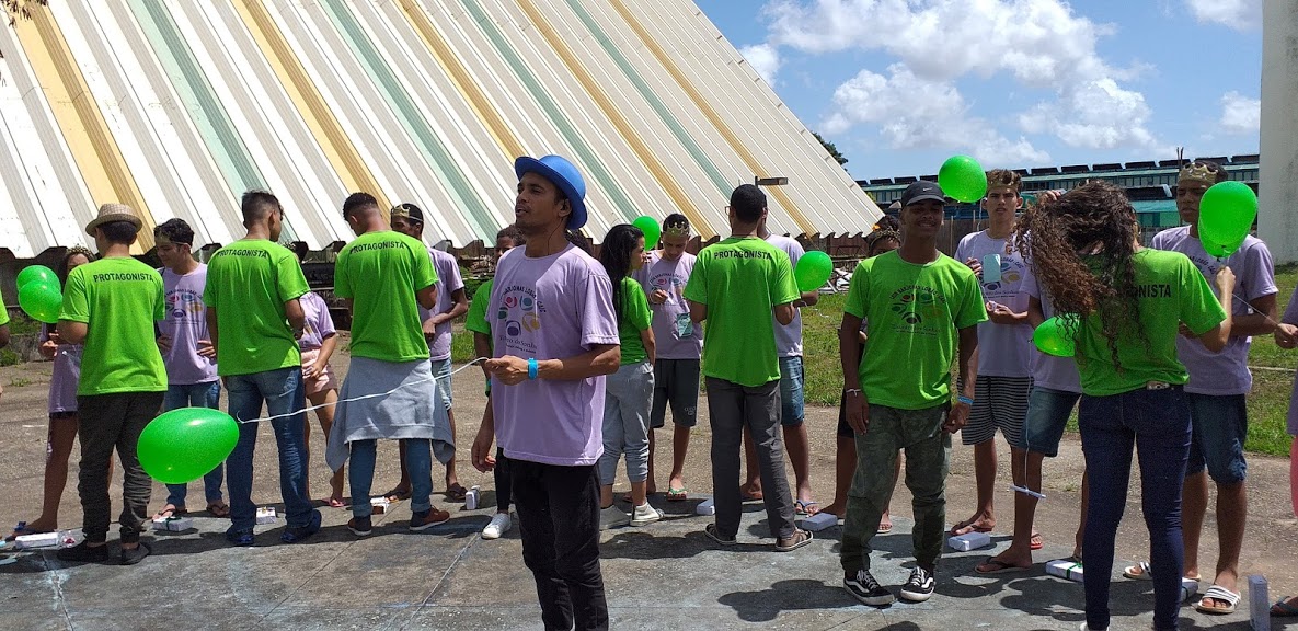 Participantes em atividade externa do Encontro dos Sonhos